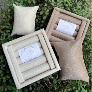 kit bandeja expositor com almofada em Oferta na Shopee