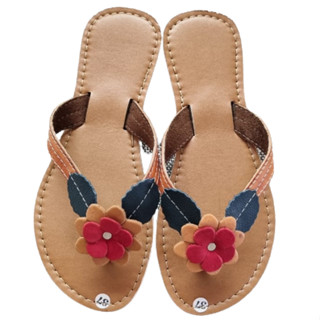 Chinelo Feminino Plano Antiderrapante Artesanal De Dedo Couro Legítimo Sandália Rasteira Feminina Flor Ref. 018