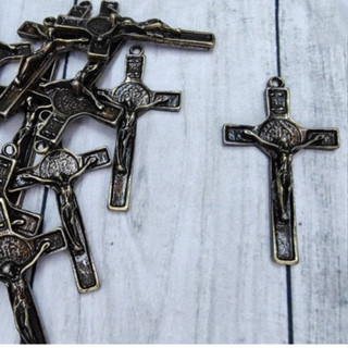 Peças para confecção de terço chaveiros artigos religiosos
