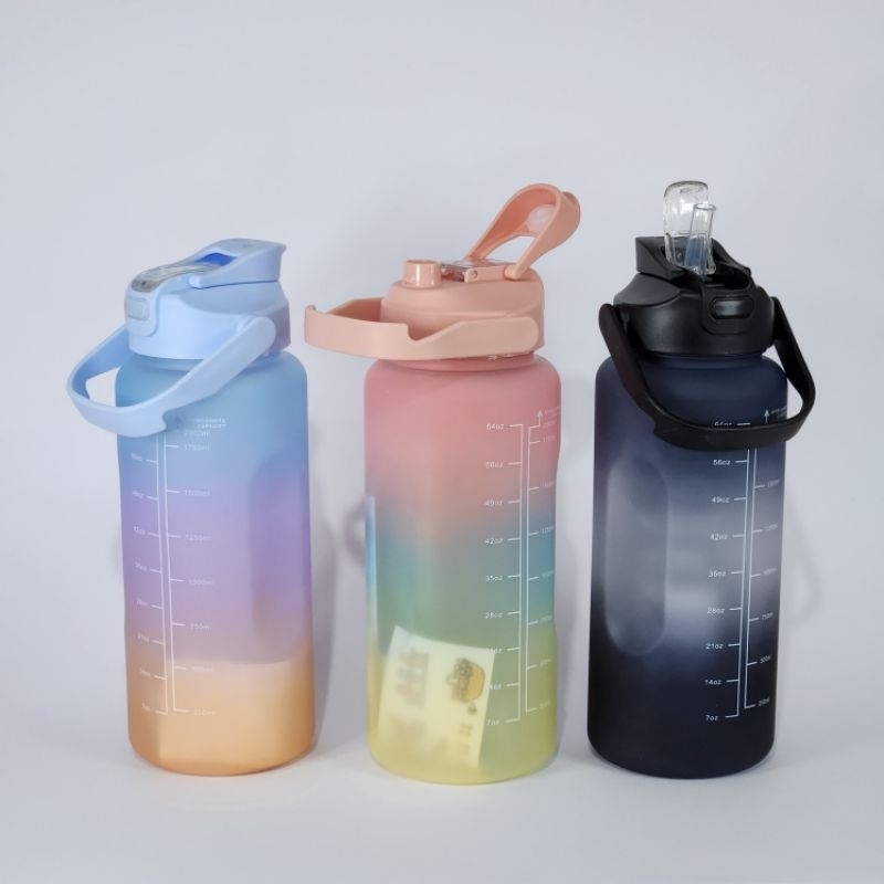 Voltar à lista Esportes e FitnessSuplementos e ShakersGarrafas Esportivas  Compartilhar Vender um igual Novo  |  104 vendidos Garrafa De Água 2 Litros Canudo Squeeze Com Adesivo