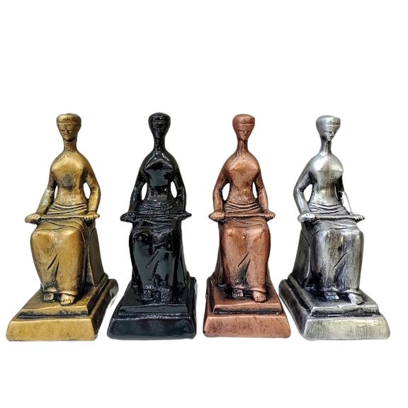Estátua escultura enfeite da justiça de advogado dama deusa da justica supremo