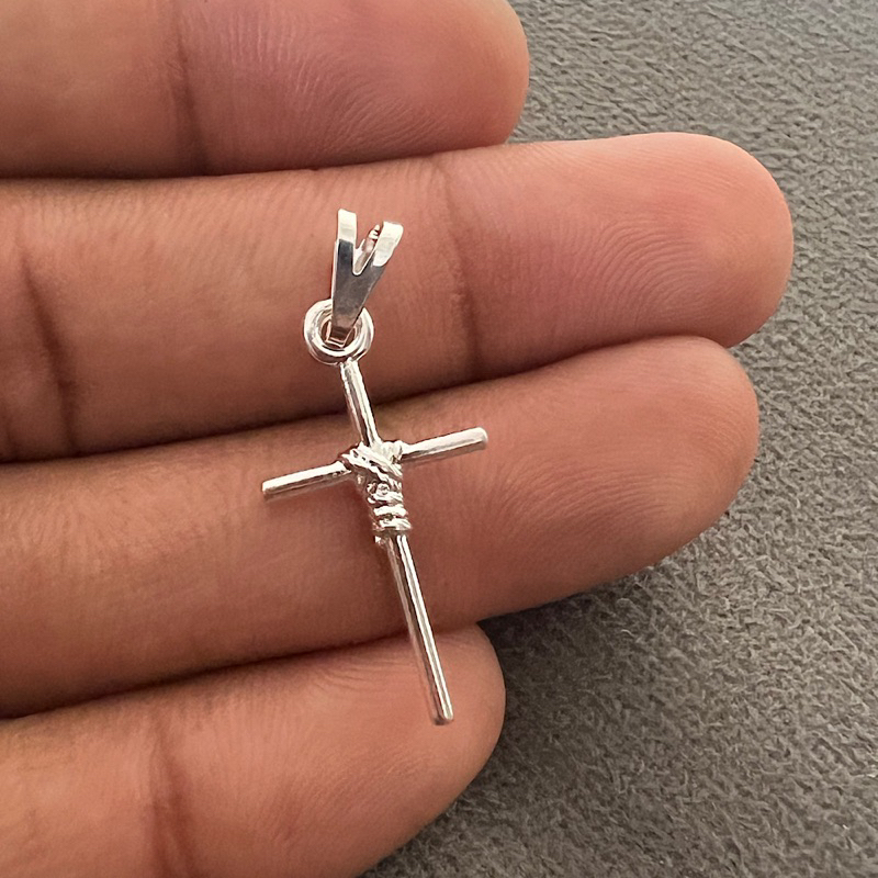 Pingente Cruz Amarrada PQ banhado a prata 925