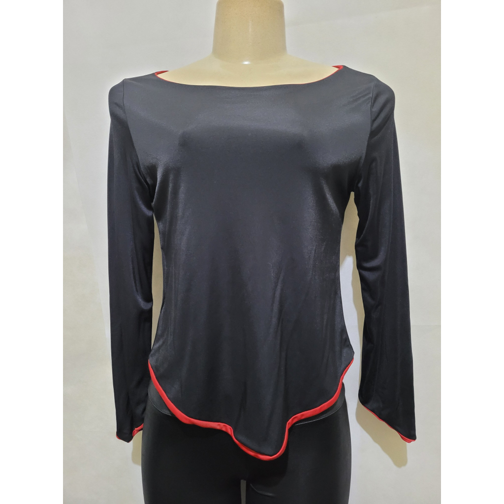 Blusa preta vermelha dupla face manga longa tam m usado bom estado