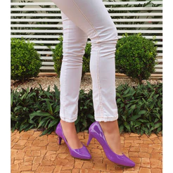 Scarpin Feminino Fechado Com Salto Fino Elegante Básico