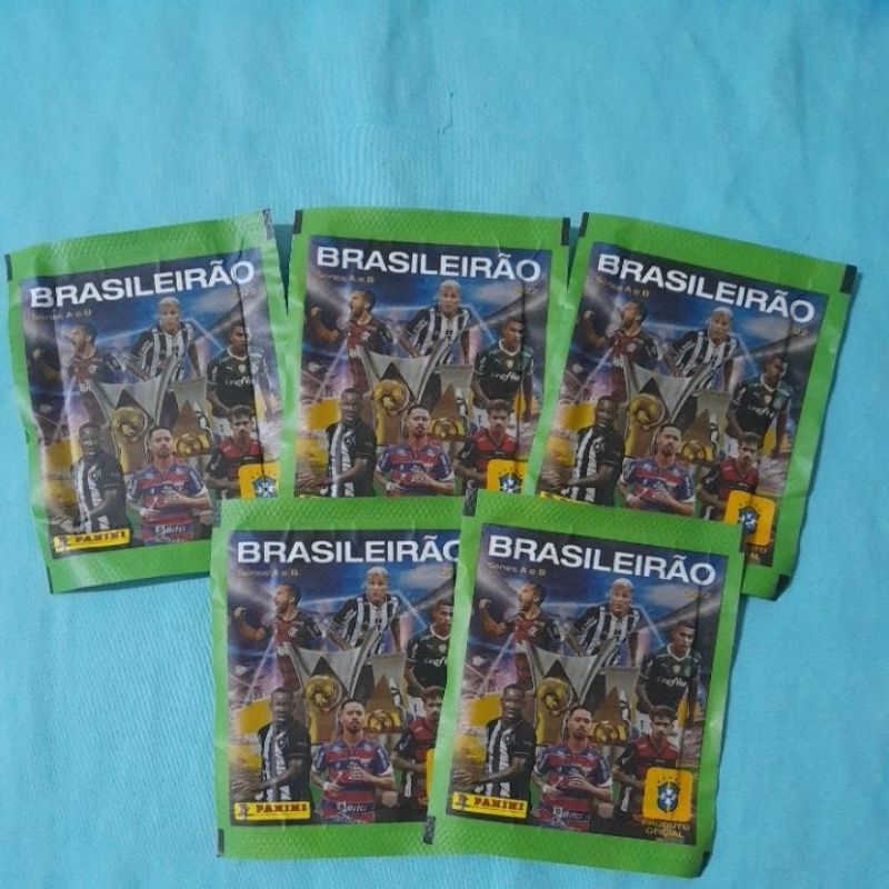 5 envelopes lacrados de figurinhas Campeonato Brasileiro 2022