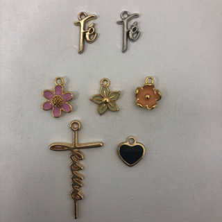 ADICIONE PINGENTE NA FITA DA BIBLIA em Oferta na Shopee