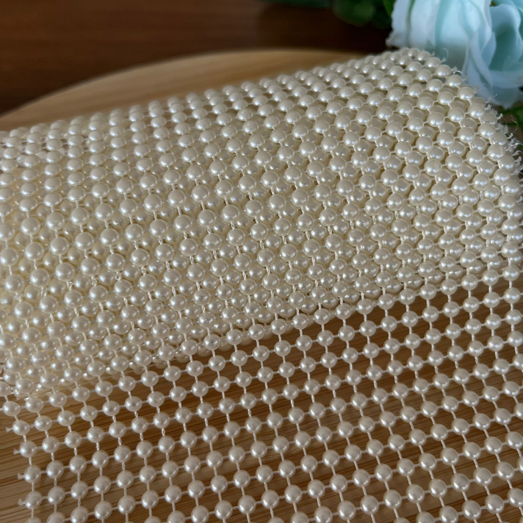 Manta meia perola 4 mm - 1mX11cm para lembrancinha e decoração de festas