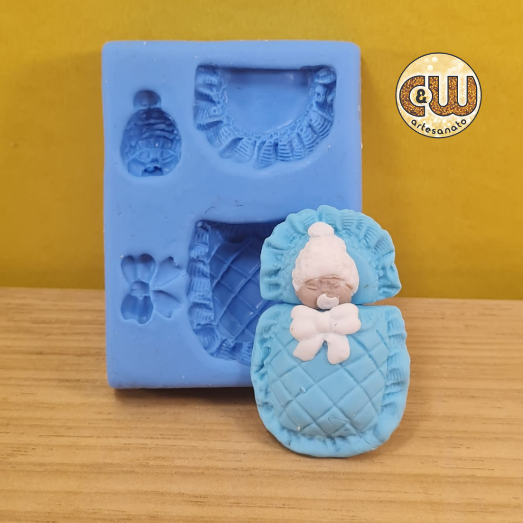 Molde Silicone Bebê Deitado c/ Manta e Travesseiro Confeitaria e Artesanato - Festa