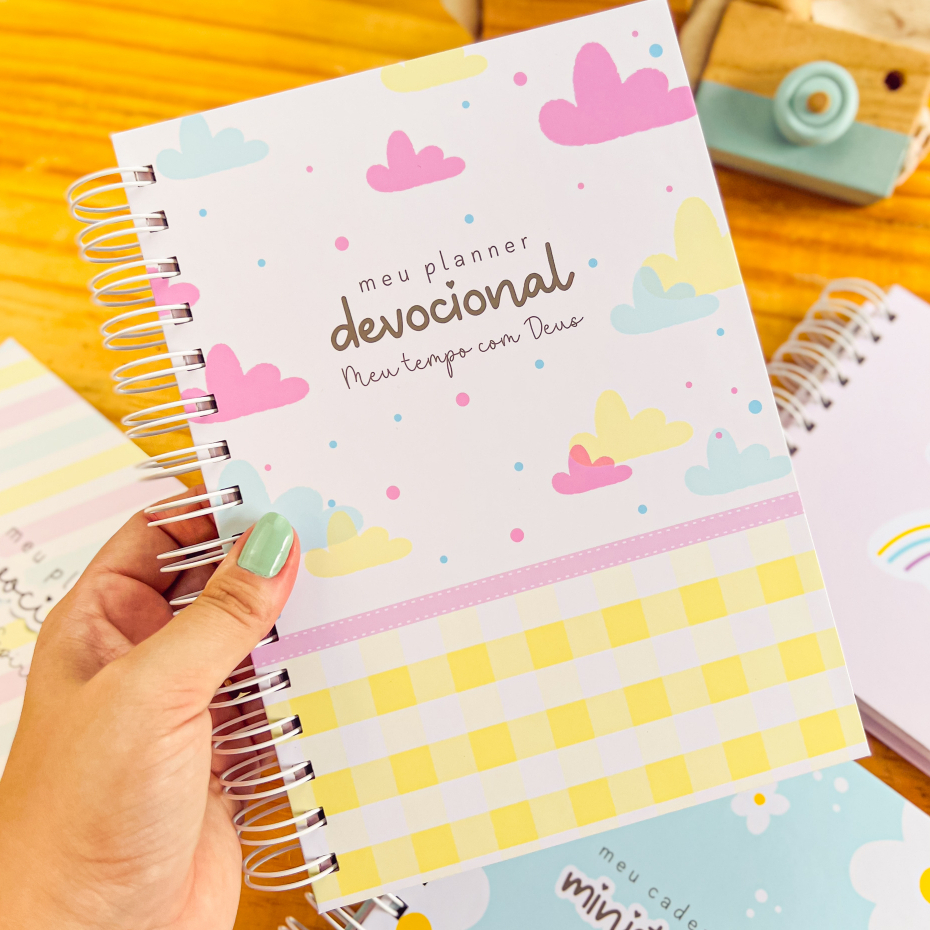 Planner devocional, caderno devocional, meu plano com Deus, versão católica e evangélica