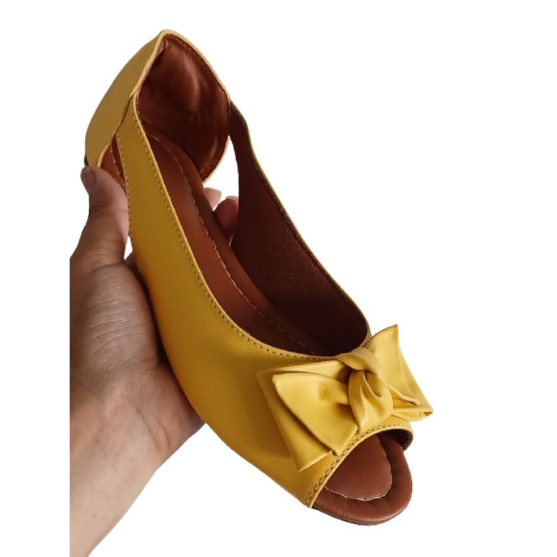 Sapatilha peep toe aberta com laço peep toe  rasteira casual  Envio rápido