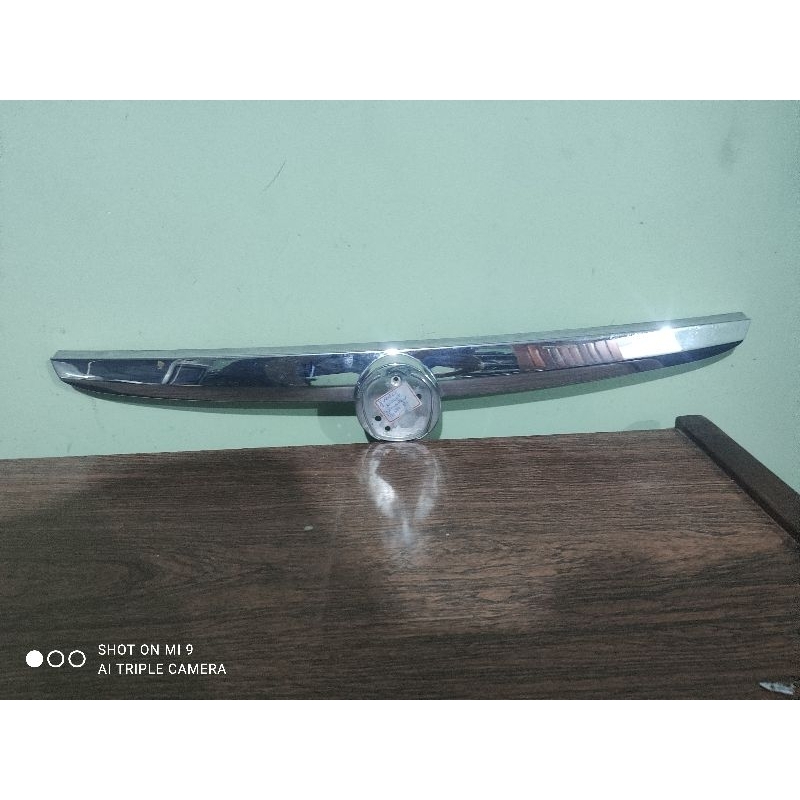 Moldura Grade Friso Cromada Fiat Punto Essence Attractive Sporting El 2013 A 2017 usado com detalhe