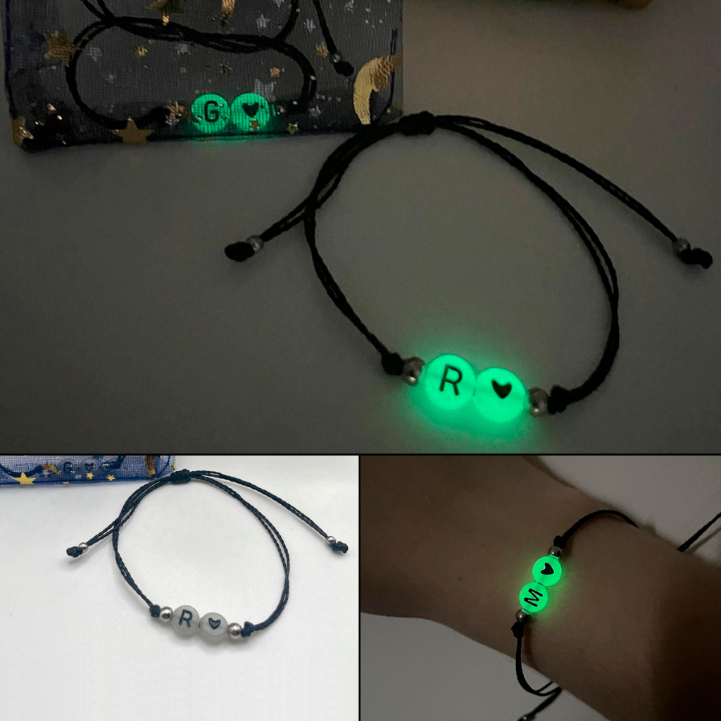Pulseira de Letrinha Iniciais do Nome Brilha no Escuro Unitária Casal/Amizade em Oferta na Shopee