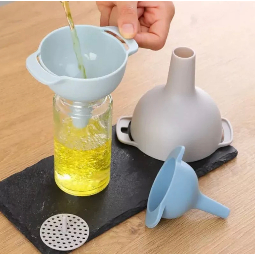 Kit Funil Plástico Pequeno Médio Grande Com Coador Peneira Cozinha Promoção/KIT FUNIL GRANDE,PEQUENO E MINI