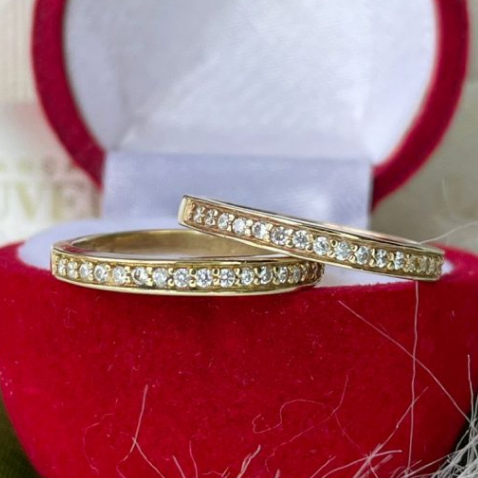 Aparador de Anel Cravejada com Zirconia e Banhada 2mm em Oferta na Shopee