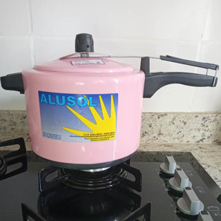 Panela de Pressão 4,5Lts Tradicional Rosa Colorida Segura Promoção