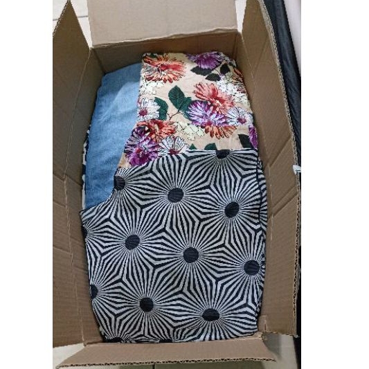 Lote 15 Peças De Roupas ,Sem Avarias Para Brechó. Sem Escolha, Variado No Feminino Adulto. M ao GG. Bazar, Brechó