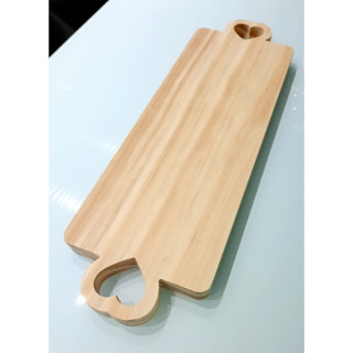 Tábua retangular Servir cabo de coração 38x12cm em Pinus