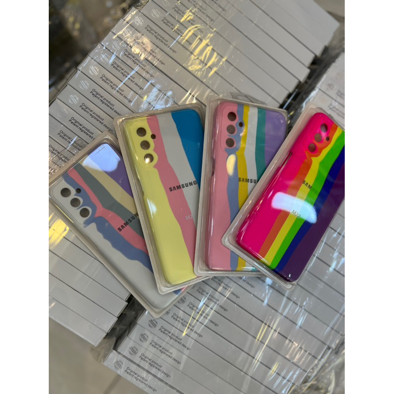 Capa Capinha Case Silicone Aveludada Arco-íris Candy PARA GALAXY A02 A24 M54 5G A34 5G A54 5G M14 5G A14 S23 S23 Plus S23 Ultra A14 5G A04e A04s A04 A23 5G M13 5G M23 M53 5G A33 5G A53 5G A73 5G A13 A23 M23 5G M33 S22 S22 Plus S22 Ultra S21 FE 5G A13 5G