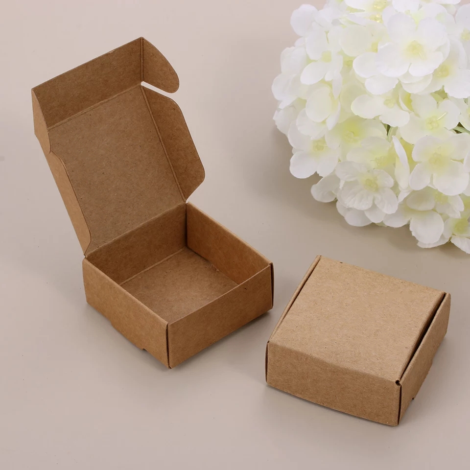 100 Mini Caixinhas 5x5x2 cm Kraft Embalagem Biju Bijuteria Joias Corrente Anel Brinco Lembrancinha Docinhos Balas Aniversario balas