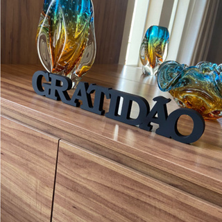 Palavras decorativas Gratidão em MDF  Decoração para estantes sala quarto  plaquinhas decorativo 12mm em Oferta na Shopee