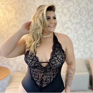 BODY  BORI PLUS SIZE BLOGUEIRA DE RENDA DECOTE V