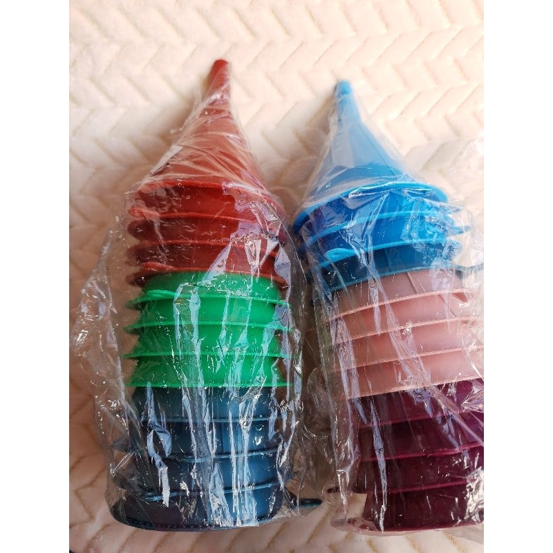 Pct 12 Funil Plástico Resistente em Oferta na Shopee