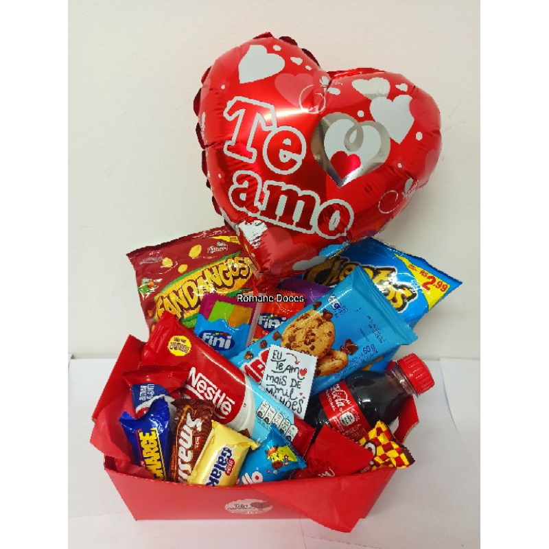 Cesta de Guloseimas completa com doces (Dia dos namorados, dia das mães, presente de natal, presente de aniversário) em Oferta na Shopee