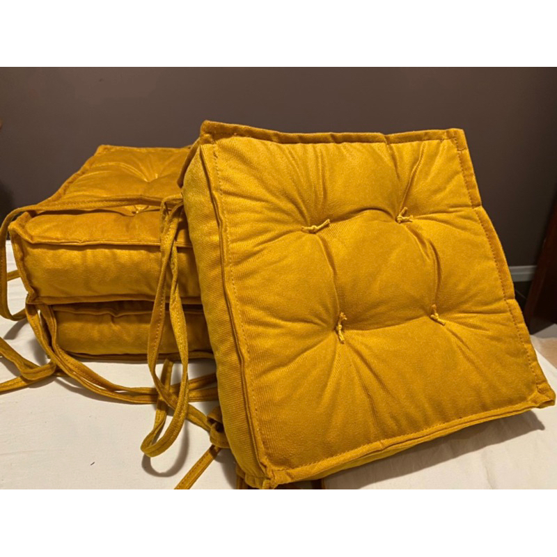 Almofada futon 30x30 c/ tiras