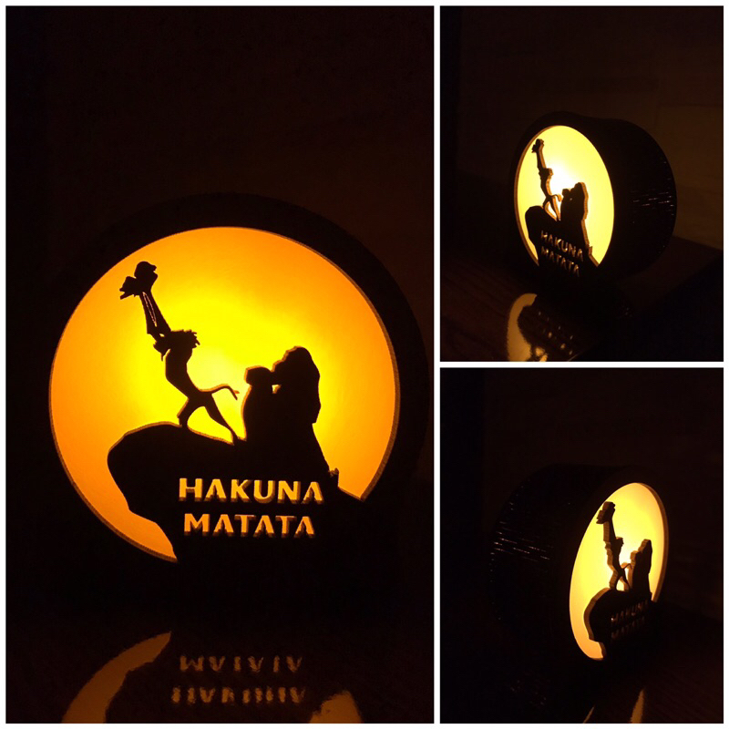 Luminária Geek de mesa O Rei Leão - Nascimento Simba em Oferta na Shopee