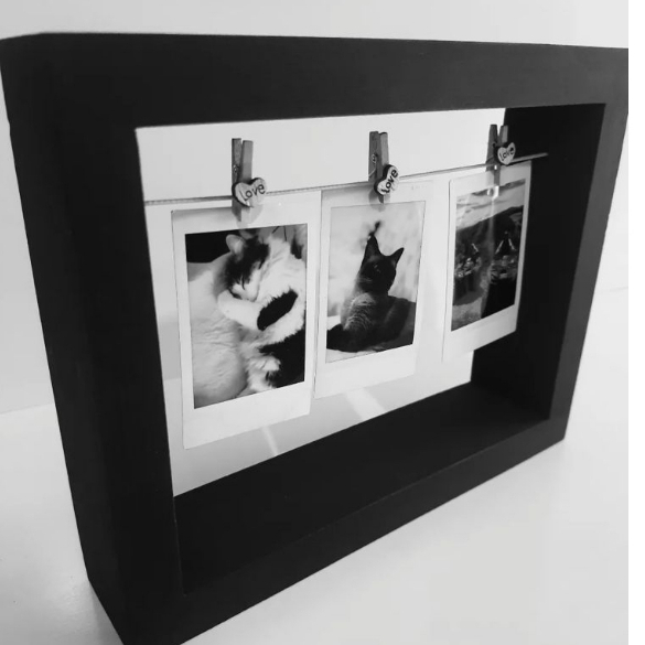 PORTA RETRATO PRETO POLAROID QUADRO ESTILO VARAL DECORAÇÃO ENFEITE LEMBRANCINHA DE CAMESAMENTO