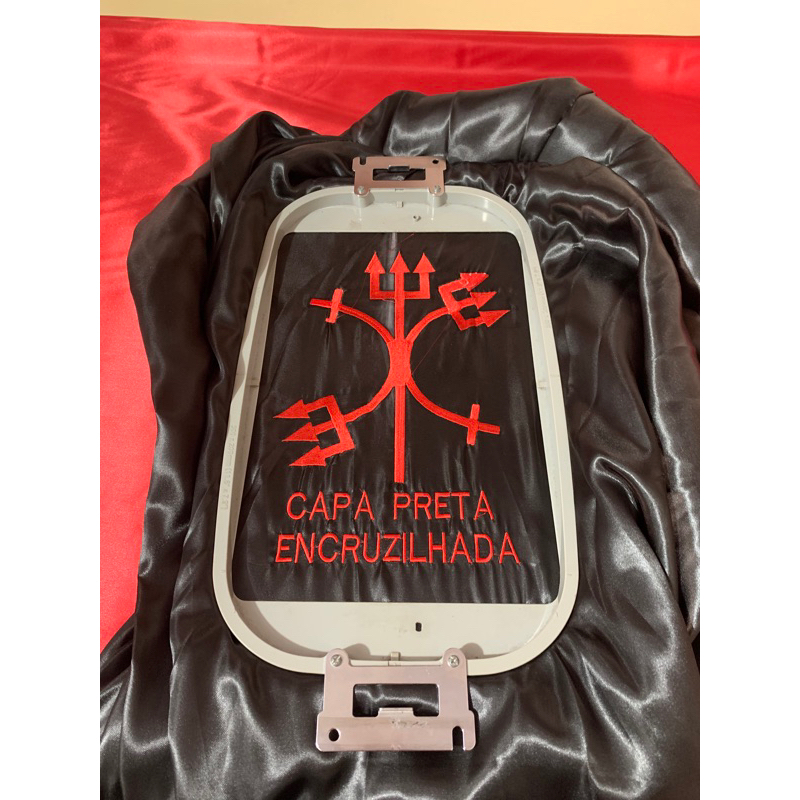 Exu tranca rua capa bordada umbanda e candomblé