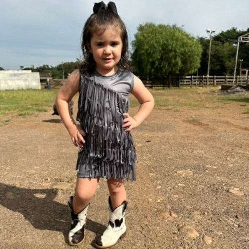 Vestido infantil Country Pé na roça com franjas Mocinha Pé na Roça Cia Country rodeio show PNR216