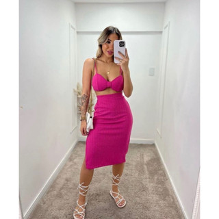 Conjunto cropped e saia mid com bojo saia com elástico duas peças