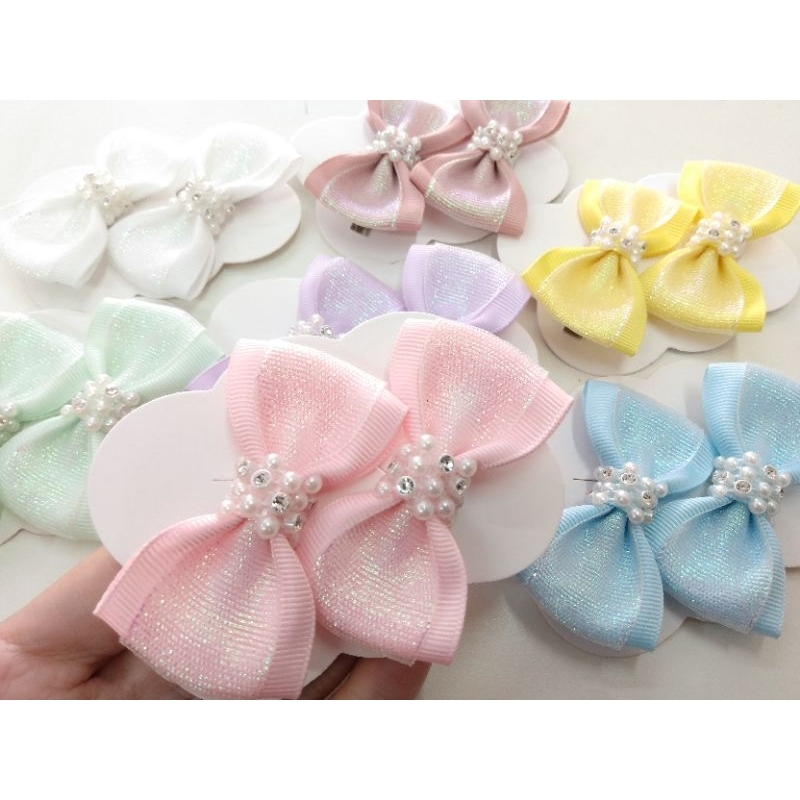 Par laço com organza boreal e pérolas - bico de pato