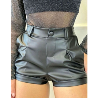 Short Feminino Couro Fake Botões com Bolso Shorts Imitação Courinho