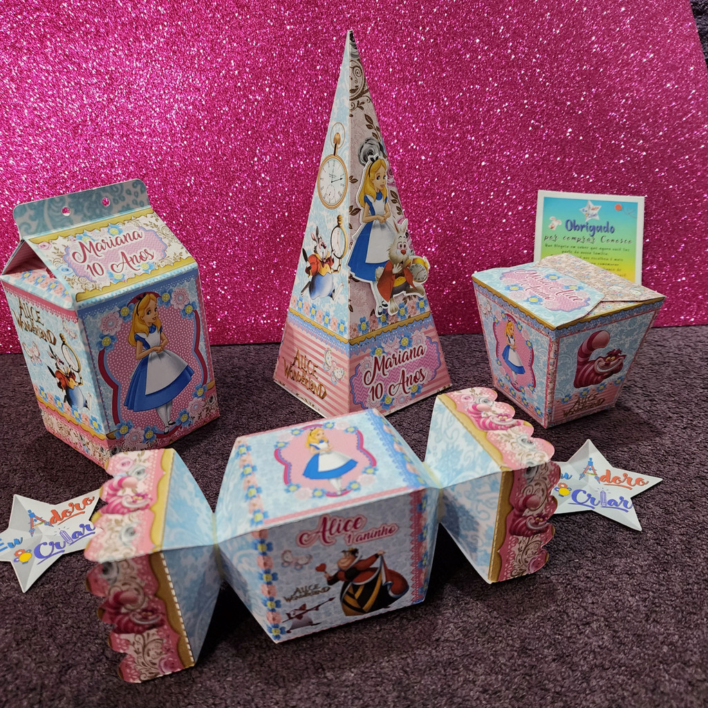 kit de 60 Caixinhas Personalizadas "Alice Pais das Maravilhas" para a sua festa com o nome e idade. 15 de cada tipo