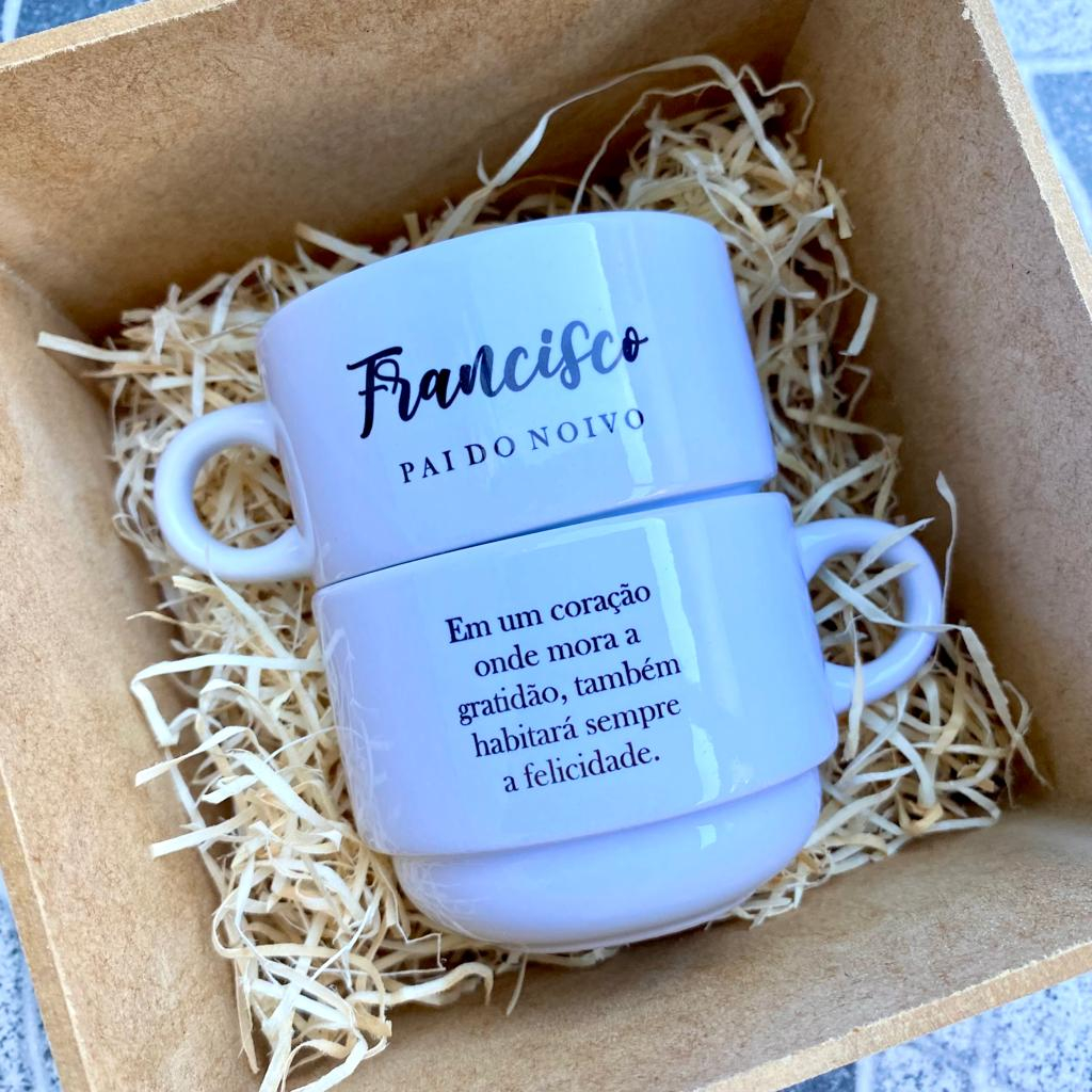 Kit Caixinha com 2 Xícaras Personalizadas Presente Casamento Pais Padrinhos etc Estampas variadas