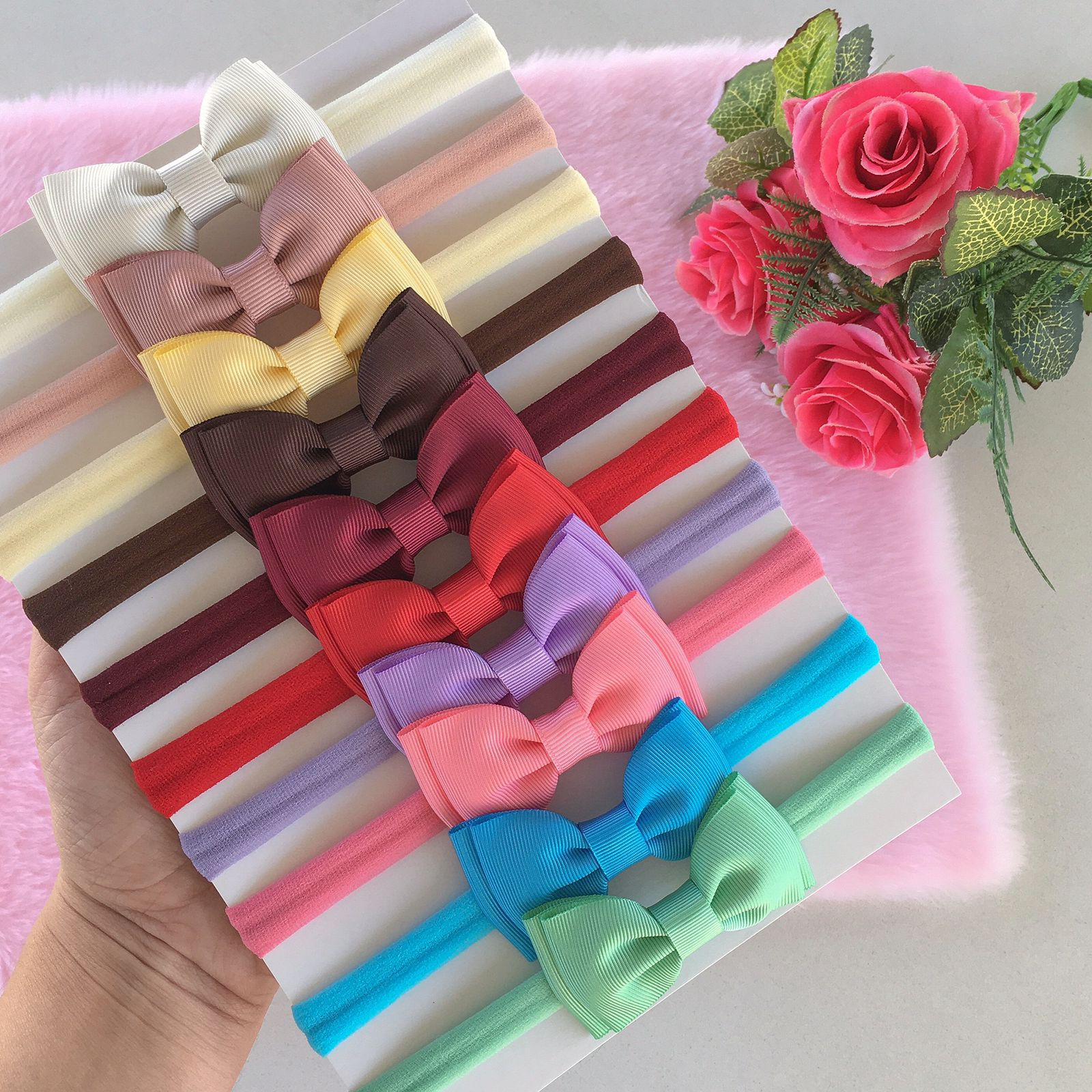 Kit com 10 lacinhos gravata dupla para bebês rn tiara laços infantil 0 a 18 meses em Oferta na Shopee