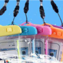 2 Capa Celular Bolsa Case A Prova D'água Transparente Cor Universal Praia Piscina Viajar Promoção