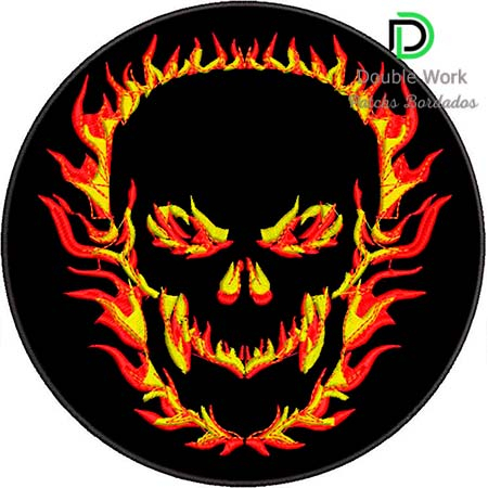 Patch Bordado Fire Skull Caveira em chamas 19x19 cm Cód.1308 - Fixação Costura - motociclista - motogrupo