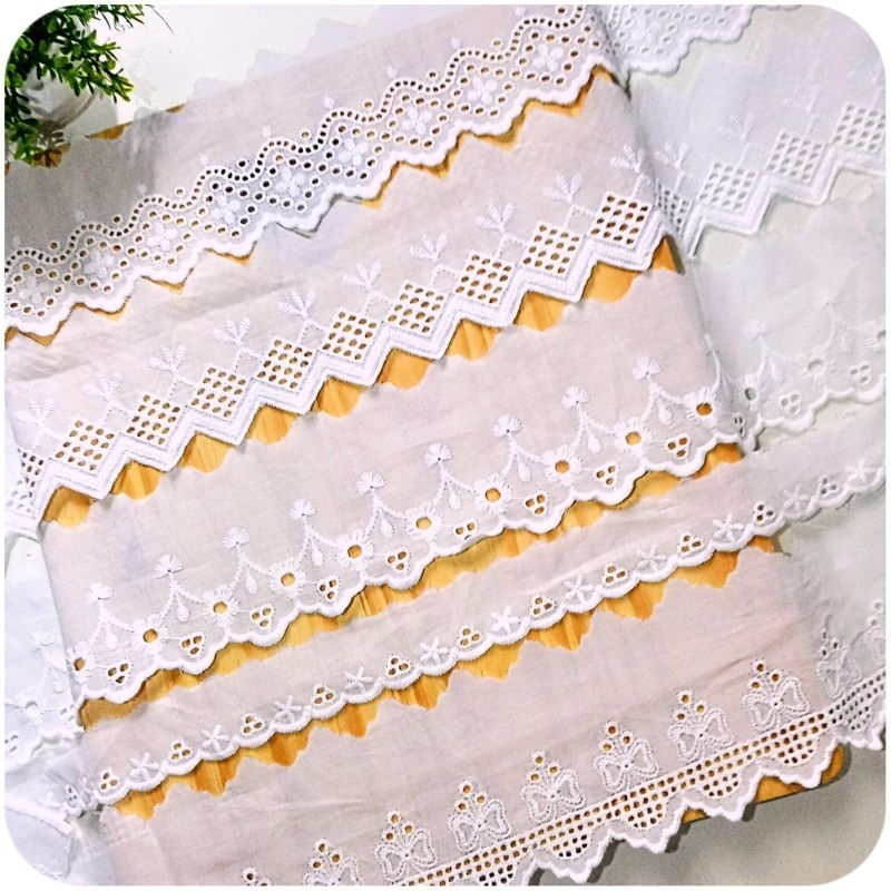 Bordado Inglês Tira bordada de Algodão peça com 13,70 metros em Oferta na Shopee