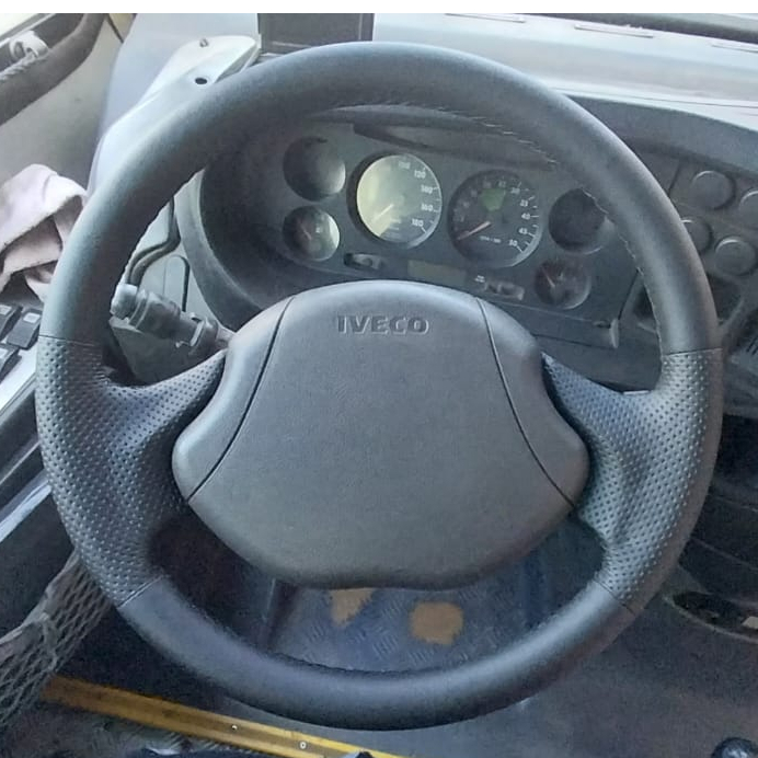 CAPA DE VOLANTE CAMINHÃO IVECO DAILY 2008 A 2012