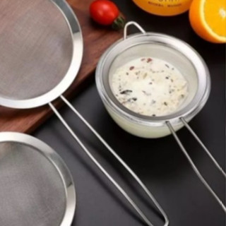 COM OFERTA 1 Peneira Peneiras Coador Suco, Farofas Em Aço Inox Para Cozinha Multiuso Universal Vários Tamanhos Disponíveis em Oferta na Shopee