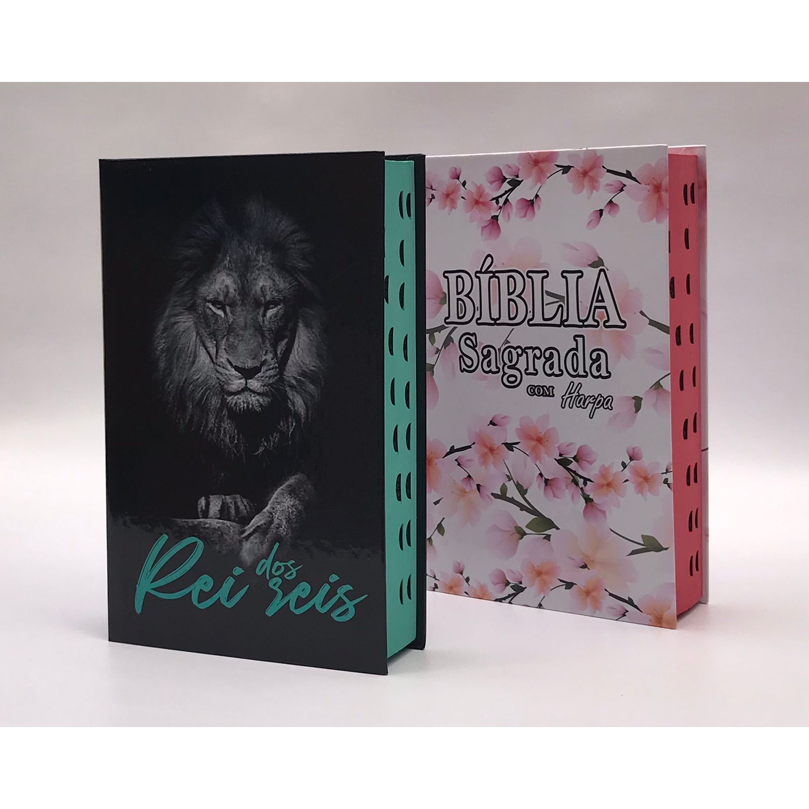 Kit 2 Bíblias  Sagrada Tamanho Grande Capa Dura Com Harpa Palavras de Jesus em Vermelho (Kit 7) em Oferta na Shopee