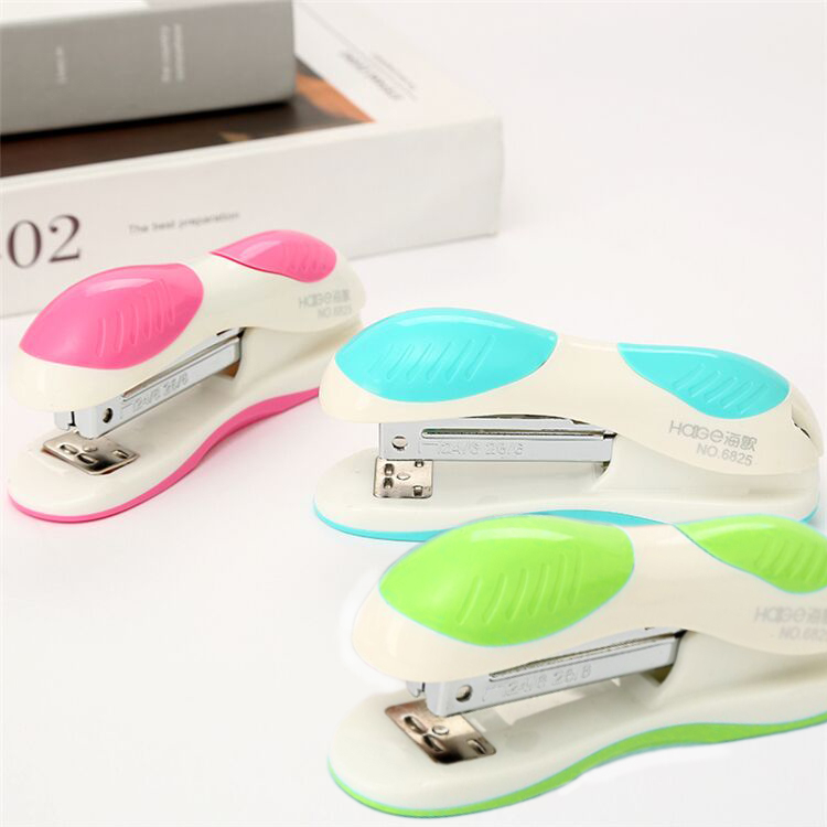 Mini Grampeador Resistente Colorido  Adequado para 24/6~26/6 Ate 20 folhas Portátil  Grampos Office Grampeador de cores