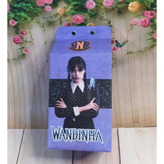 10 Caixas Milk Lembrança Festa Wandinha Familia Addams em Oferta na Shopee