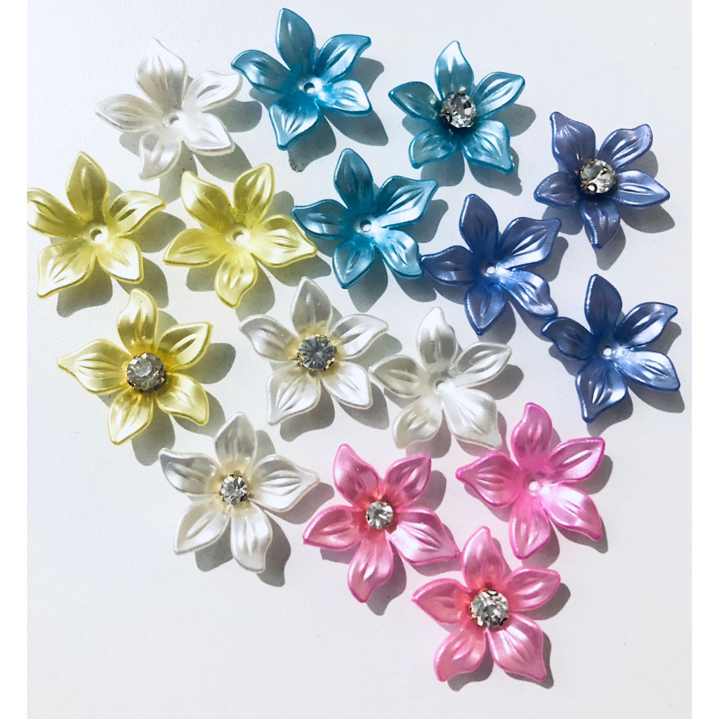 Florzinha de Acrílico 25mm Ref.39 (Escolher a partir de 20 Unidades) para Laços e Tiaras em Oferta na Shopee