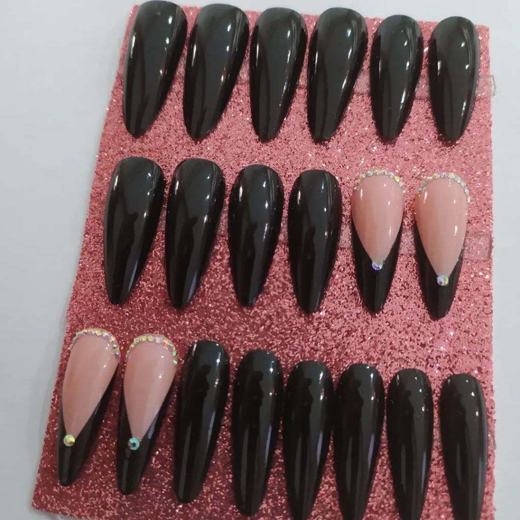 Unhas Postiças  Luxo Decoradas Com Strass