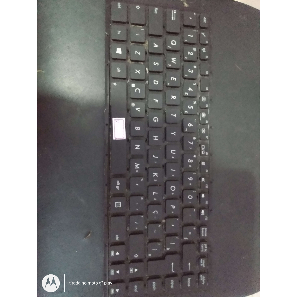 teclado usado do notebook da asus x451c em bom estado
