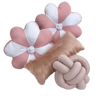 kit Luxo Decoração 1 Almofada Nó + 1 Almofada Baguete Cheia Pelo Alto + 2 Almofada Flor